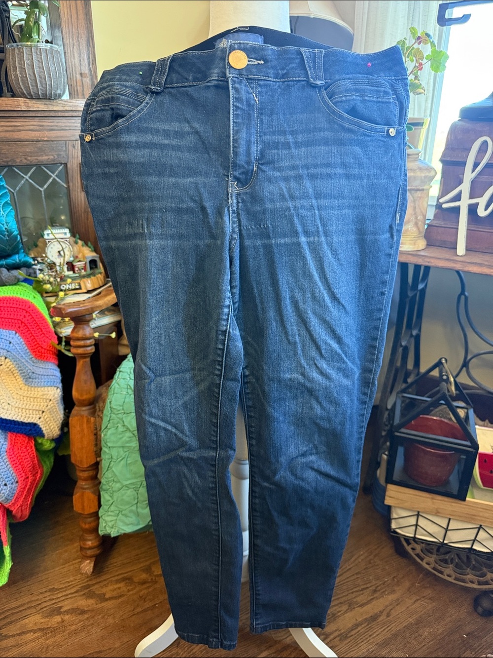 Democracy Women’s Dark Indigo Skinny Jeans